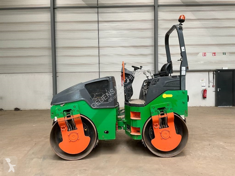 Compactador Bomag AD-5