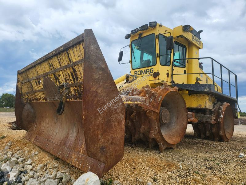 Compactador Bomag