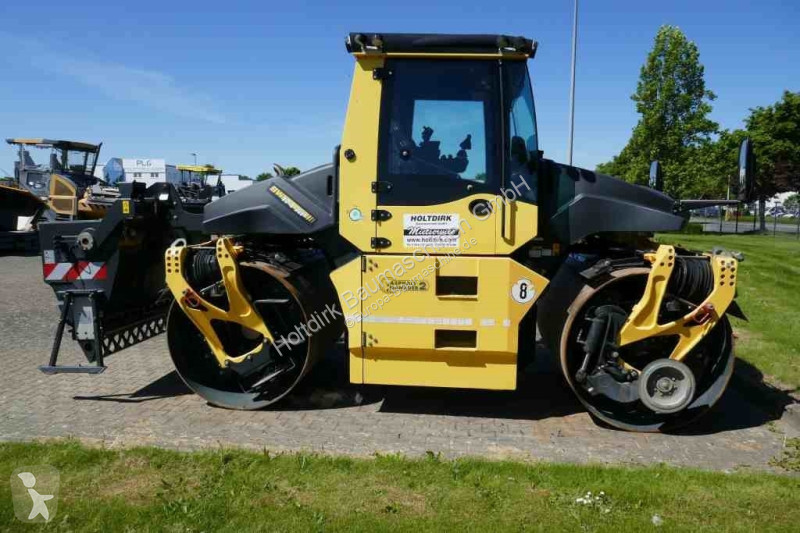 Compactador Bomag AP-4f
