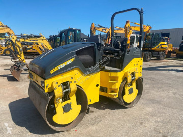 Compactador tándem Bomag