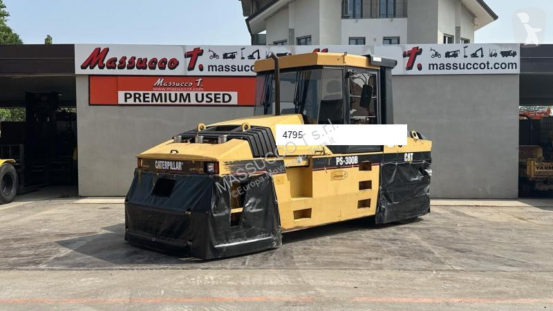 Compactador Caterpillar PS-300B