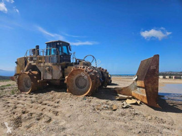 Compactador con rodillo de patas Caterpillar
