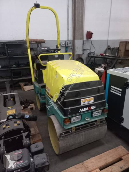 Compactador Ammann AV-12