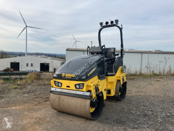Compactador tándem Bomag