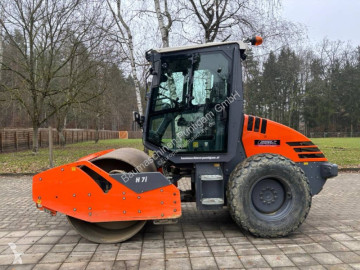 Compacteur monocylindre Hamm
