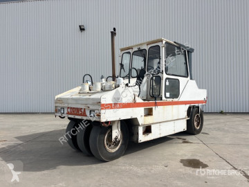 Compacteur à pneus Corinsa