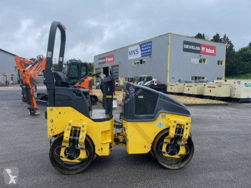 Compacteur tandem Bomag