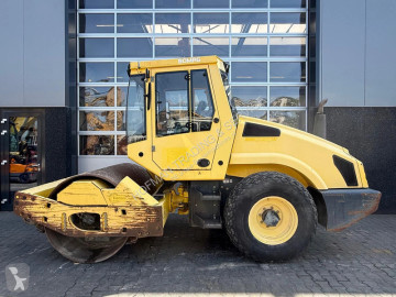Walec Bomag