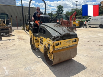 Compactador tandem Bomag