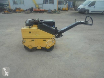 Rouleau vibrant Bomag