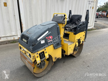 Compactador tándem Bomag