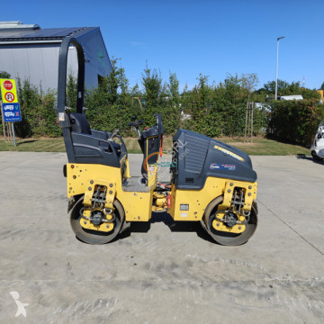 Compacteur tandem Bomag