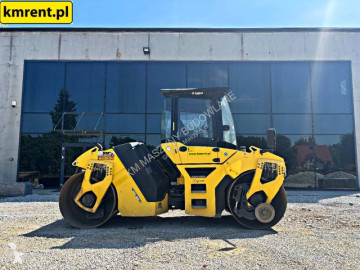 Compactador tándem Bomag
