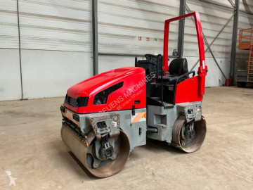 Compacteur tandem JCB