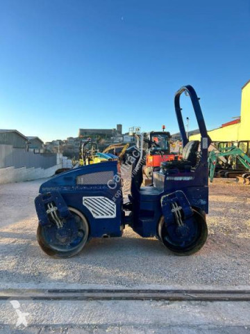 串列轮压路机 Bomag