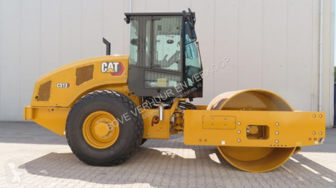Compactador monocilíndrico Caterpillar