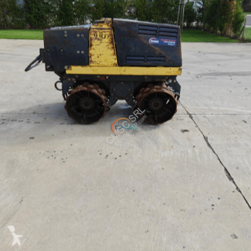 Compactador tándem Bomag