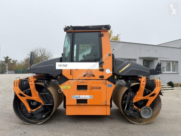 Compactador tándem Bomag