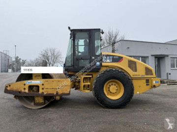 Compactador monocilíndrico Caterpillar