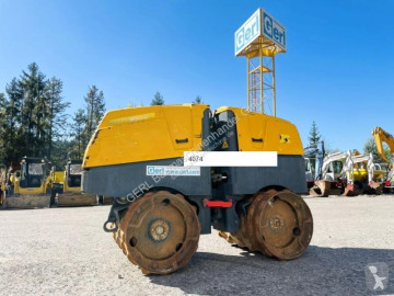 Compactador con rodillo de patas Bomag