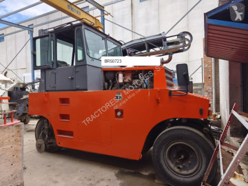 Compactador pneus Hamm