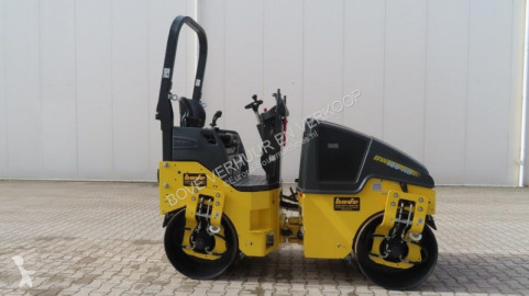 Двубандажен валяк Bomag