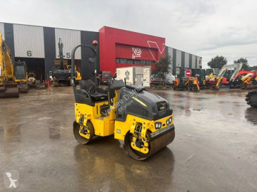 Compacteur tandem Bomag