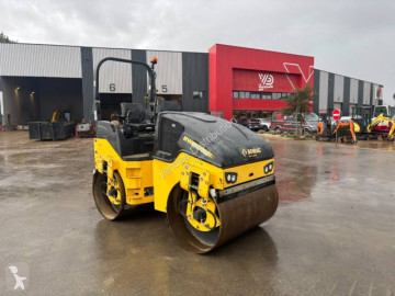 Compacteur tandem Bomag