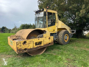 Encylindret stamper Bomag