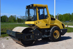 Compacteur monocylindre Bomag BW177 D-4