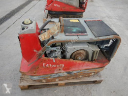 مدحلة مدحلة يدوية لوحة دكّ هزازة Wacker Neuson DPU7060 Fe
