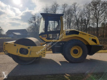 compactador monocilíndrico Bomag