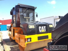 Caterpillar CB534C compacteur monocylindre occasion