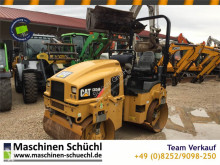 Caterpillar CB24B Tandemwalze Neuwertig CE compacteur monocylindre occasion