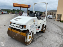 Caterpillar CB34 compacteur monocylindre occasion