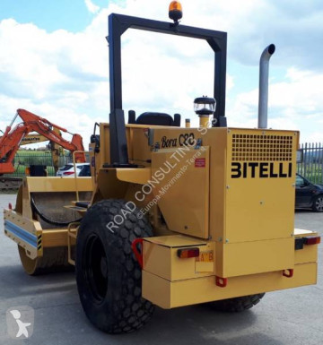 Bitelli Bora C 80 AL DT compactador monocilíndrico usado