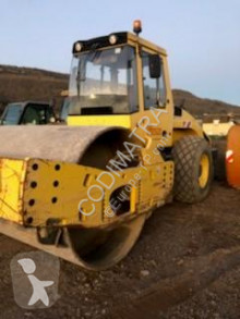 Compactador monocilíndrico Bomag BW219 DH-4