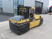 Caterpillar PS 300 B compacteur à pneus occasion