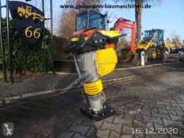 Plaque vibrante Bomag BT 65