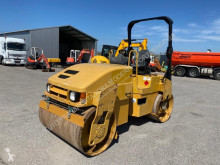 Caterpillar CB334E compacteur monocylindre occasion
