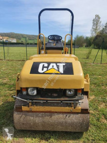 Caterpillar CB214D compacteur tandem occasion