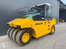 Compacteur à pneus Ammann AP
