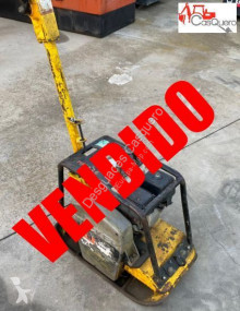 مدحلة مدحلة يدوية لوحة دكّ هزازة Wacker Neuson BPU2440A
