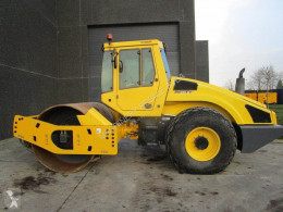 Bomag BW213 D-4 used single drum compactor