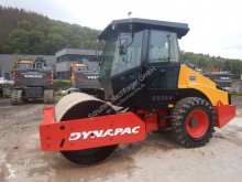 Dynapac CA 152 D compattatore monocilindro usato