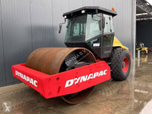 مدحلة مدحلة وحيدة الأسطوانة Dynapac CA302D