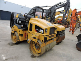 Caterpillar CB2.7 compacteur tandem occasion
