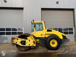 Schapenpootwals Bomag BW213PDH-4I