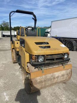 Caterpillar CB334E gebrauchte Tandemvibrationswalze