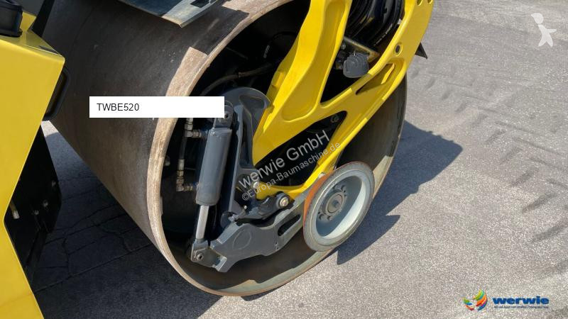 Compactador Bomag AP-4V